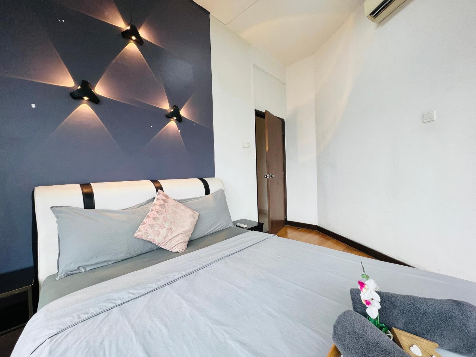 Regalia Residence And Suites By Awesomestay Kuala Lumpur Exterior photo