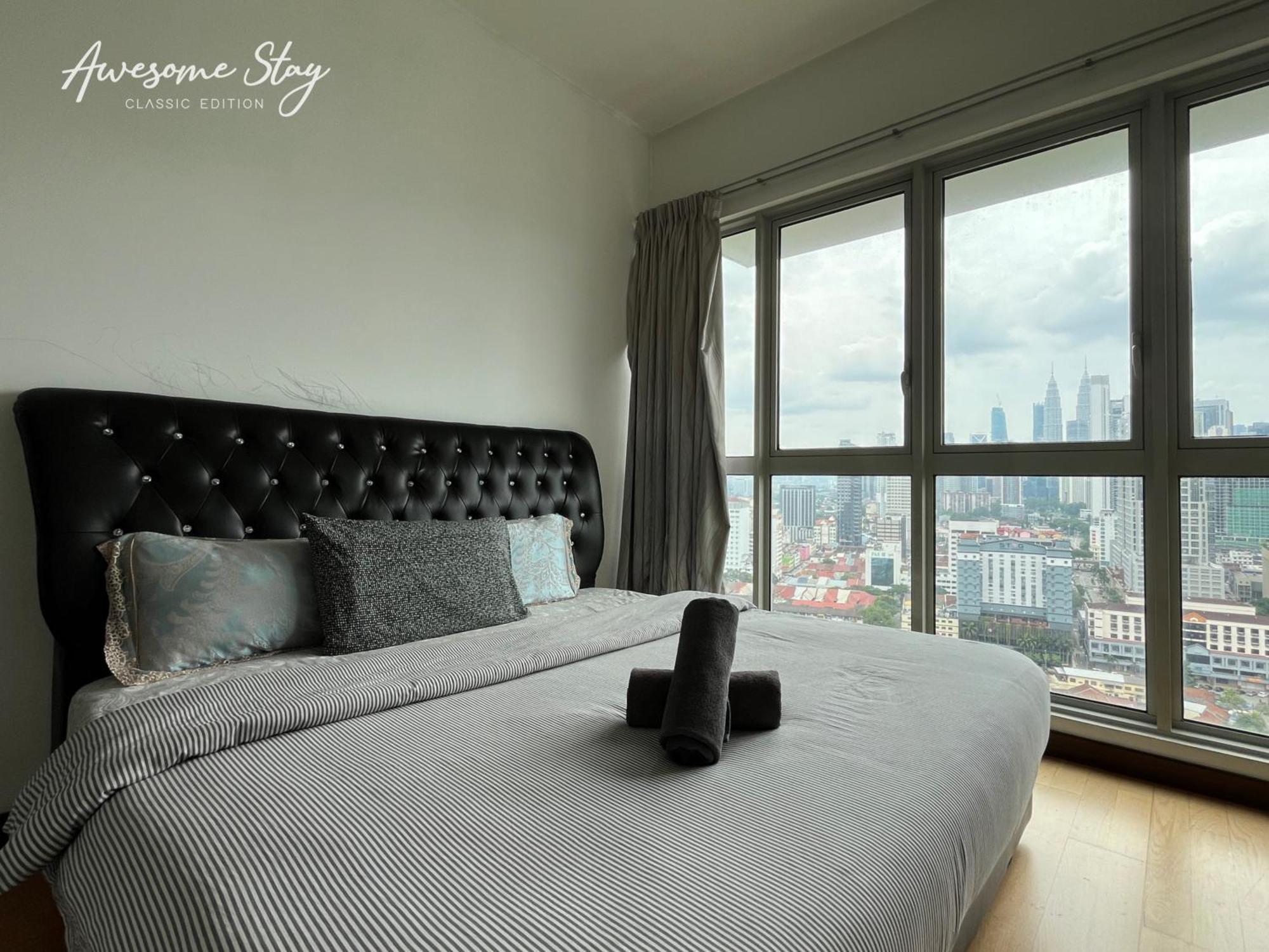 Regalia Residence And Suites By Awesomestay Kuala Lumpur Exterior photo