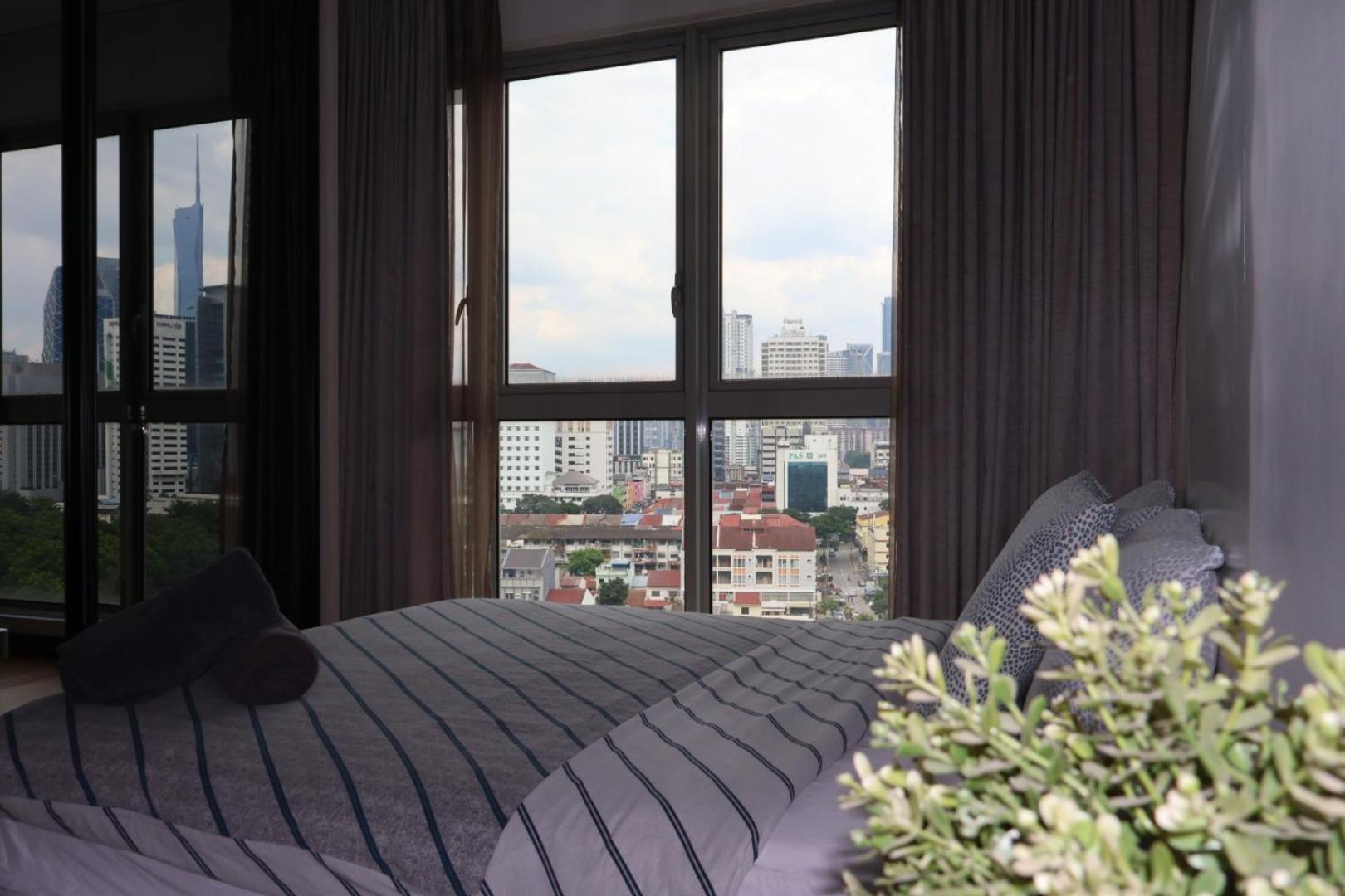 Regalia Residence And Suites By Awesomestay Kuala Lumpur Exterior photo