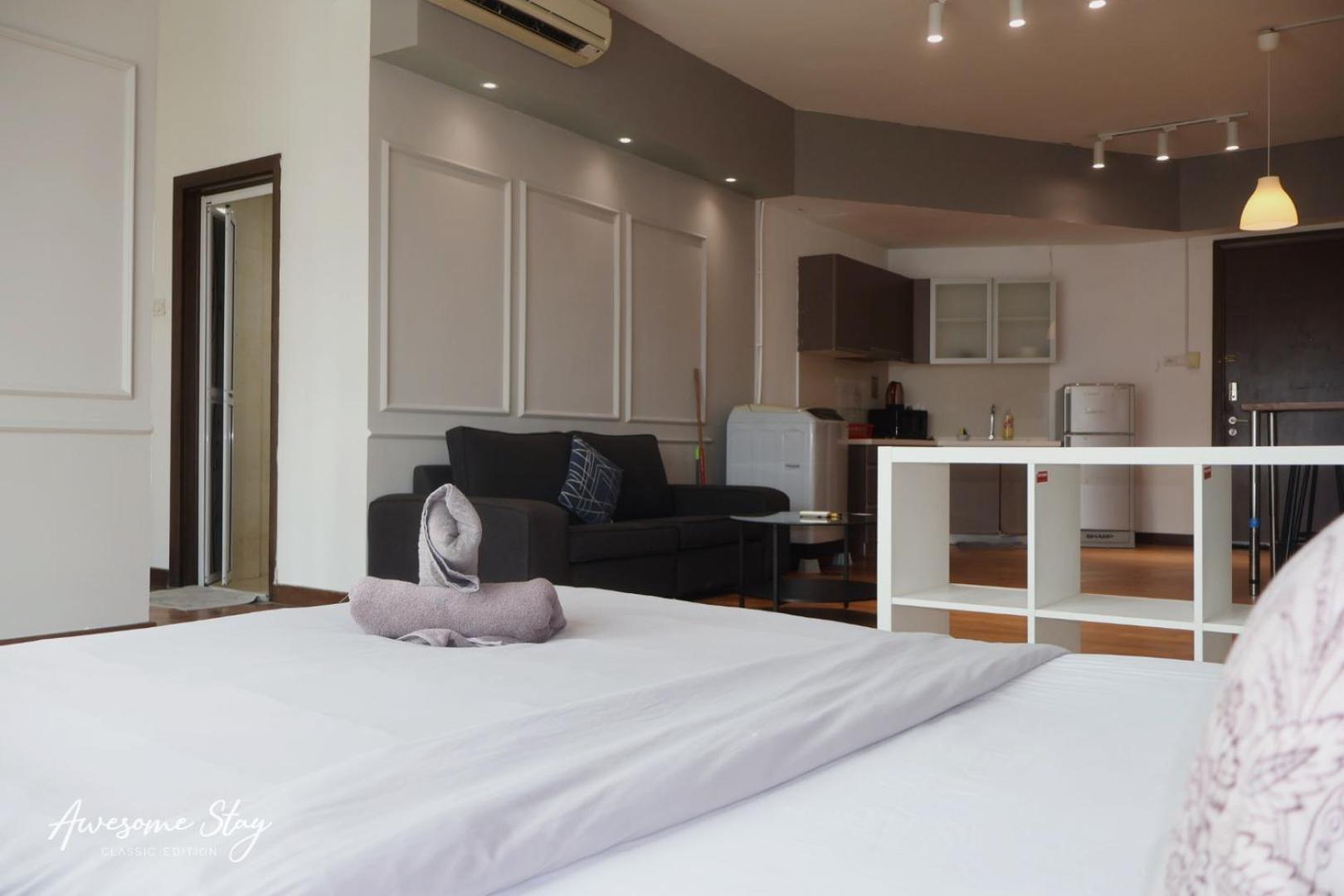 Regalia Residence And Suites By Awesomestay Kuala Lumpur Exterior photo